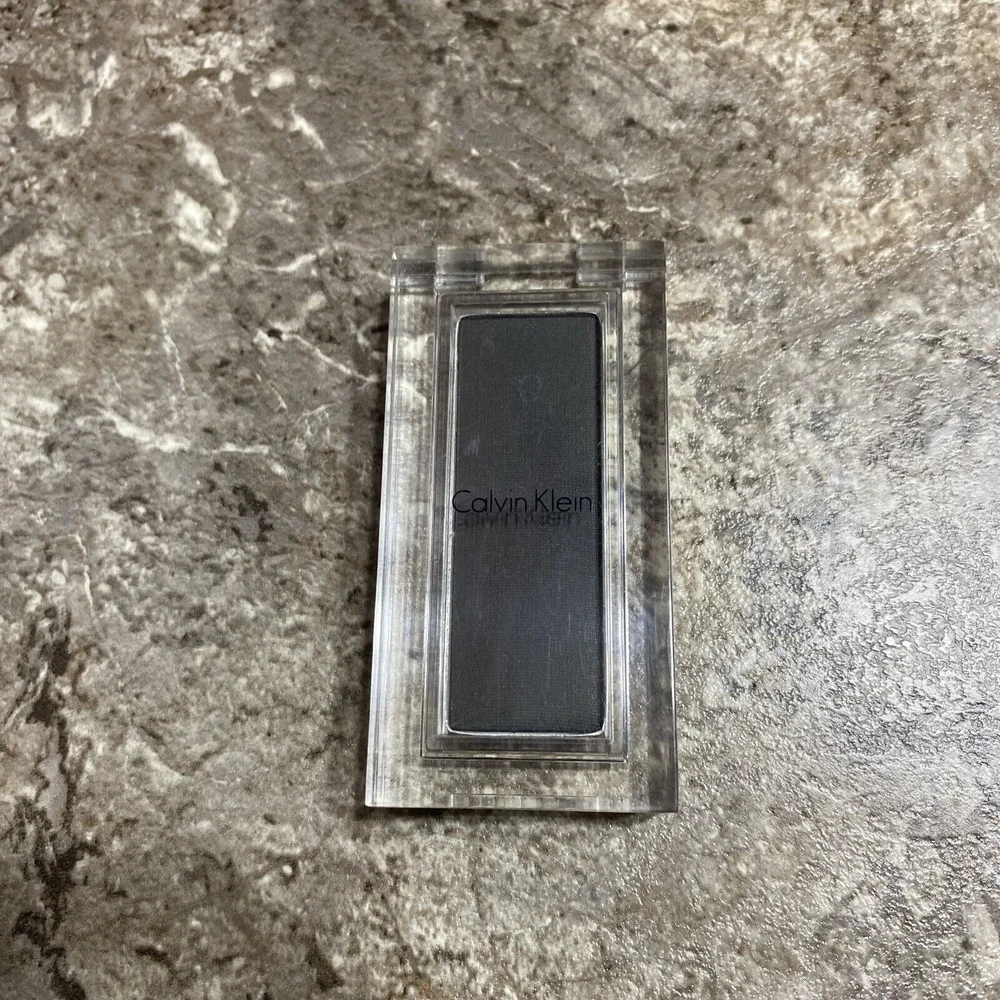 Calvin‎ Klein Eyeshadow #25 Black Jade NWOB Full Size Eye Shadow Rare